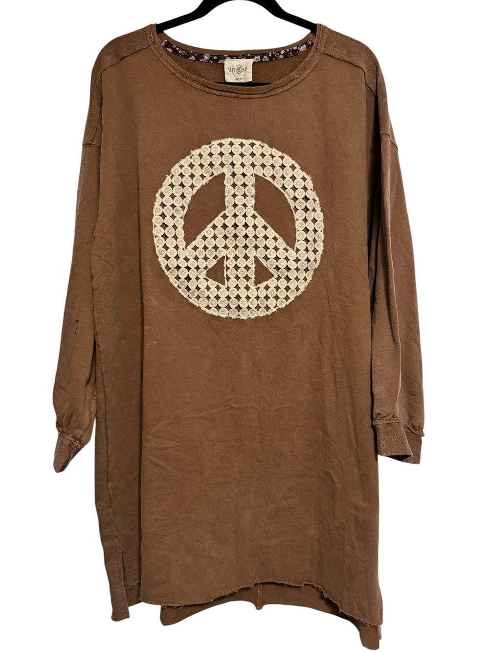 Umgee Brown Kids Sweatshirt Dress with Cream Crochet Peace Sign Size Large